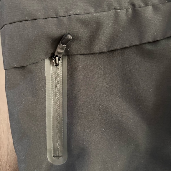 Zara boys raincoat/coat/windbreaker - Picture 3 of 6